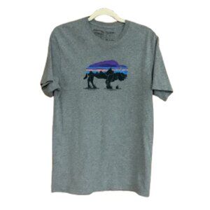 Patagonia Responsibili-Tee Men's Fitz Roy Bison Gray Medium Short Sleeve T-Shirt
